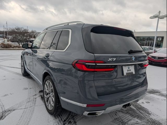 2025 BMW X7 xDrive40i