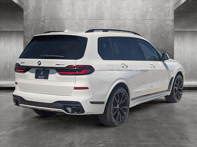 2025 BMW X7 xDrive40i