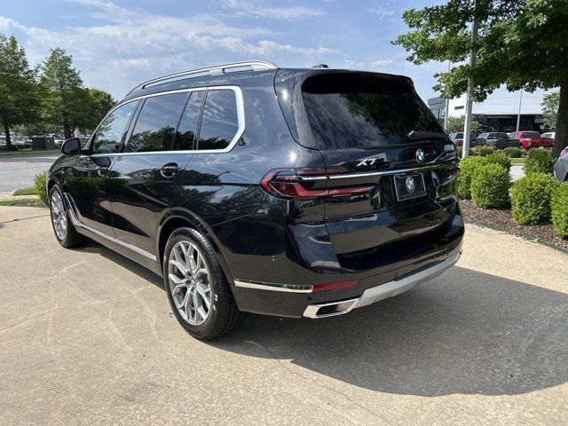 2025 BMW X7 xDrive40i