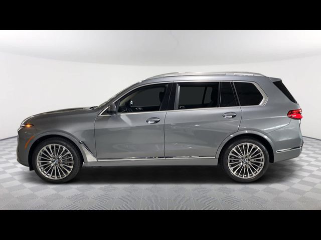 2025 BMW X7 xDrive40i