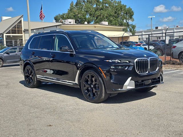 2025 BMW X7 xDrive40i