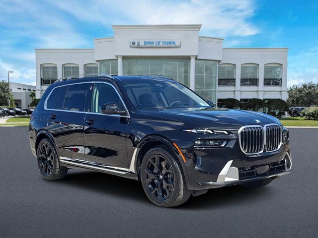 2025 BMW X7 xDrive40i