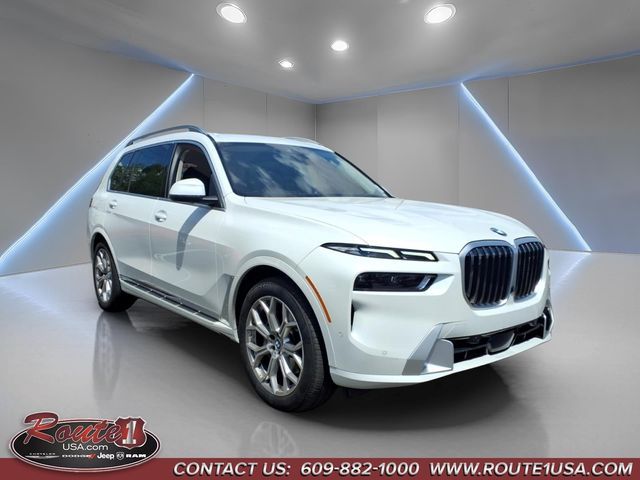 2025 BMW X7 xDrive40i