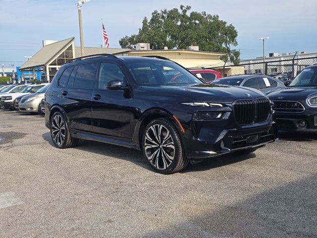 2025 BMW X7 xDrive40i