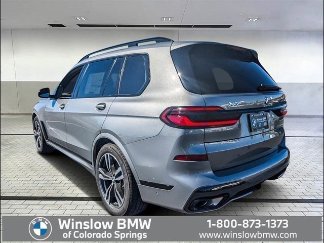 2025 BMW X7 xDrive40i