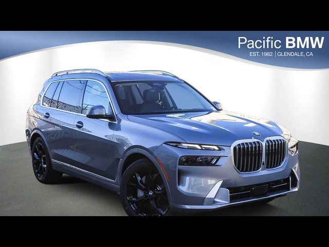 2025 BMW X7 xDrive40i