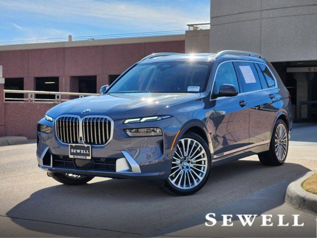 2025 BMW X7 xDrive40i