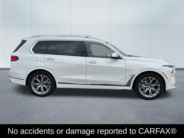 2025 BMW X7 xDrive40i