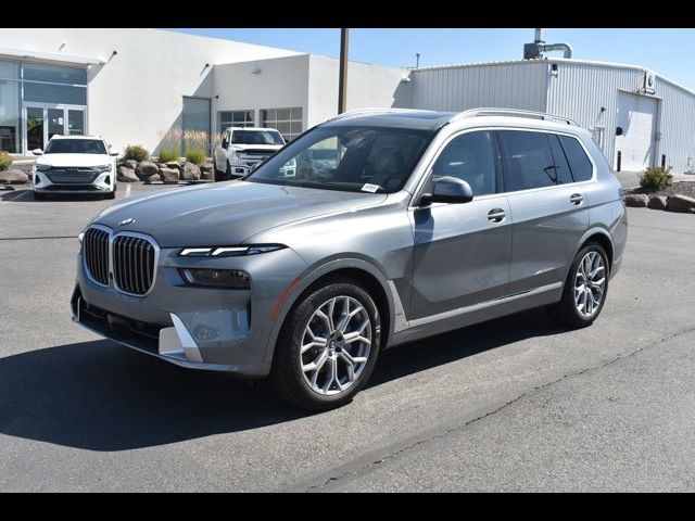 2025 BMW X7 xDrive40i