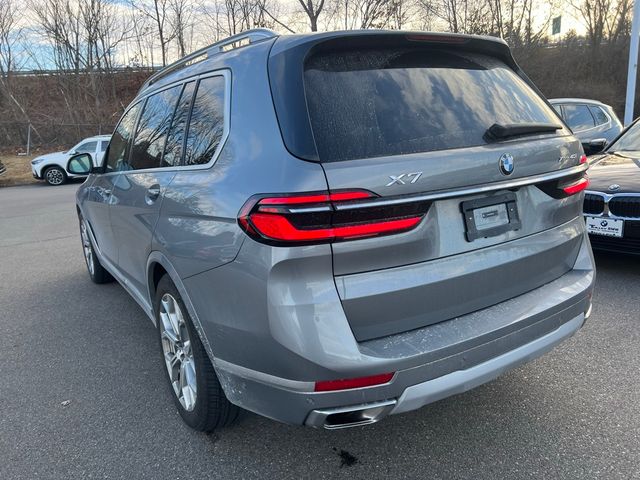 2025 BMW X7 xDrive40i