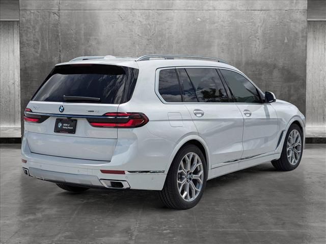 2025 BMW X7 xDrive40i