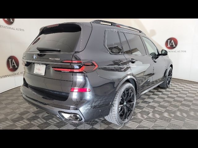 2025 BMW X7 xDrive40i