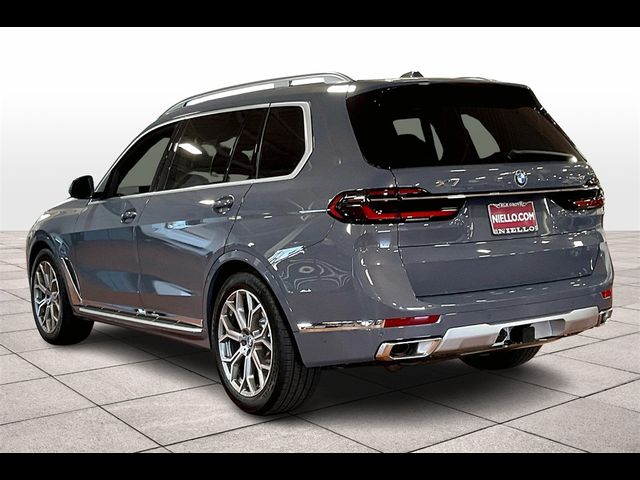 2025 BMW X7 xDrive40i