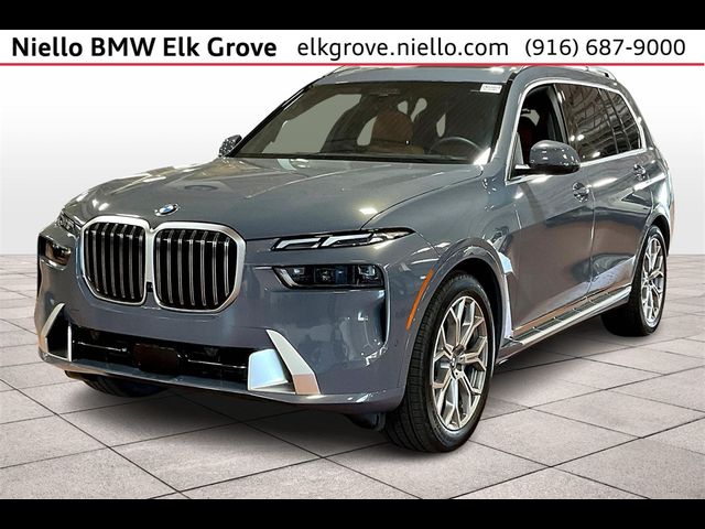 2025 BMW X7 xDrive40i