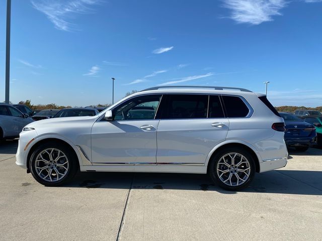 2025 BMW X7 xDrive40i