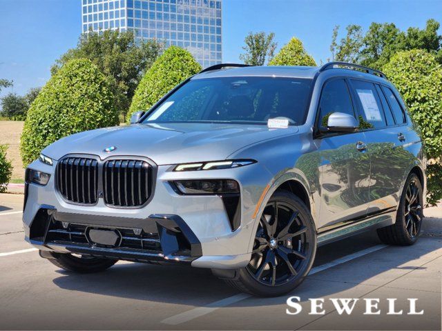 2025 BMW X7 xDrive40i