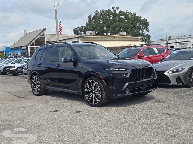 2025 BMW X7 xDrive40i