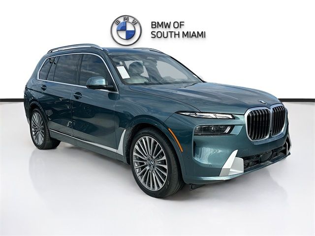 2025 BMW X7 xDrive40i