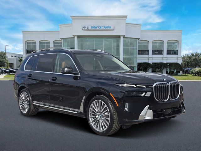 2025 BMW X7 xDrive40i