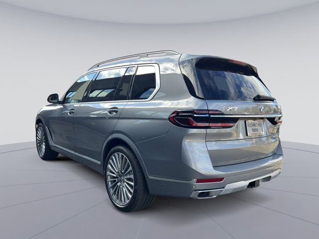 2025 BMW X7 xDrive40i