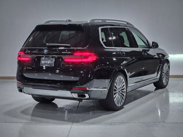 2025 BMW X7 xDrive40i