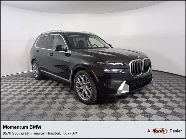 2025 BMW X7 xDrive40i