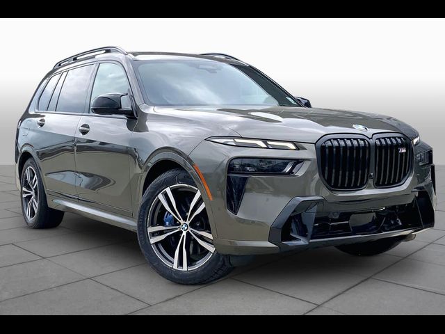 2025 BMW X7 M60i