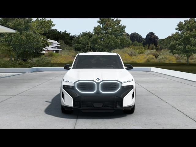 2025 BMW XM Base