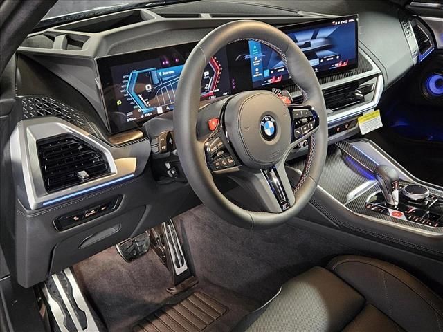 2025 BMW XM Base