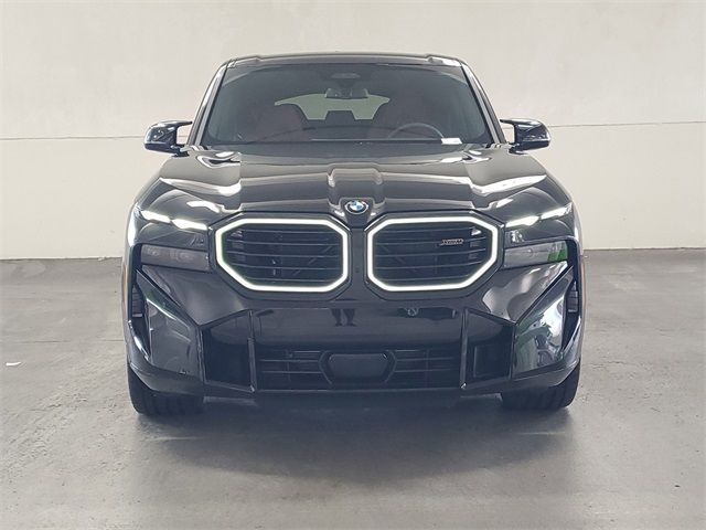 2025 BMW XM Base