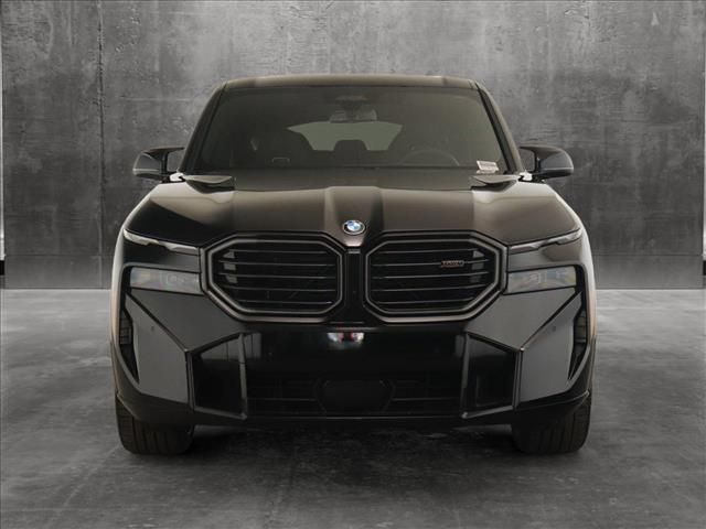 2025 BMW XM Base