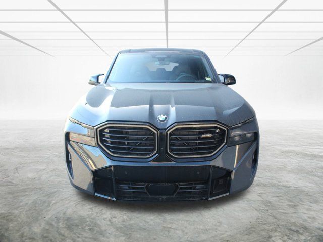 2025 BMW XM Base