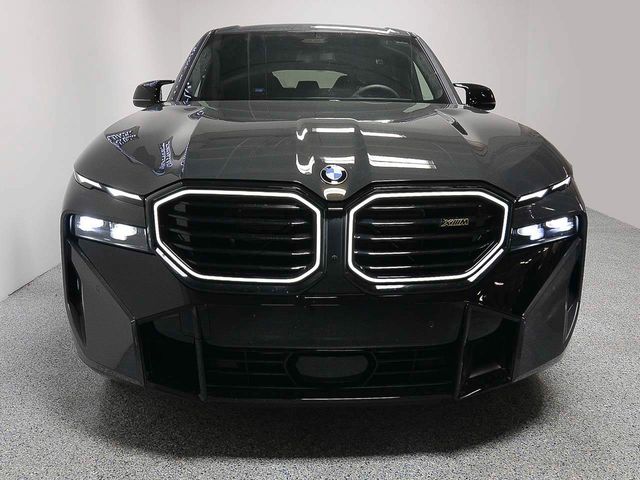 2025 BMW XM Base