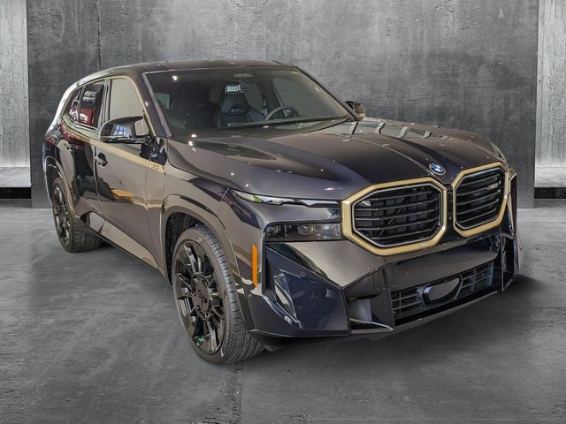 2025 BMW XM Base