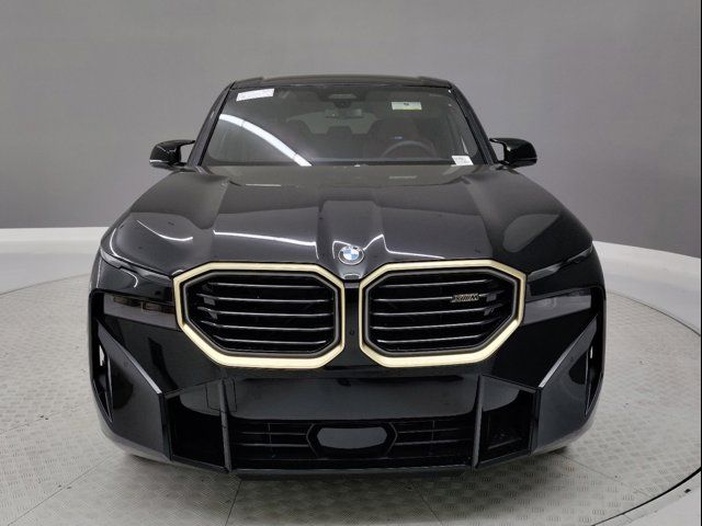 2025 BMW XM Base