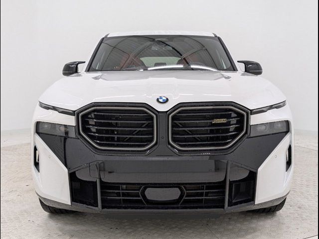 2025 BMW XM Base