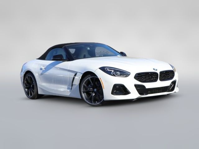 2025 BMW Z4 sDrive30i