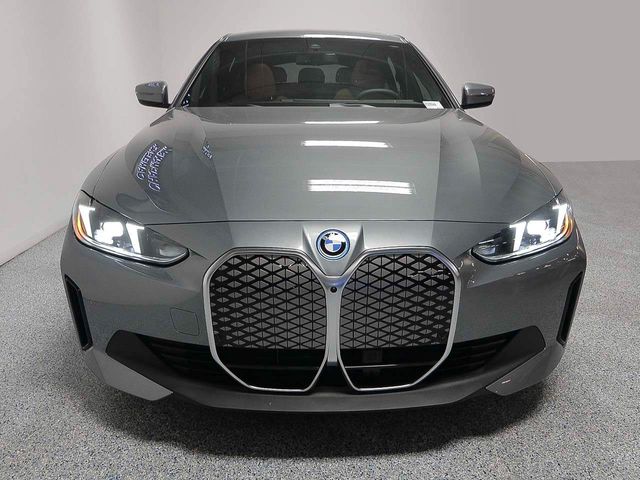 2025 BMW i4 eDrive40