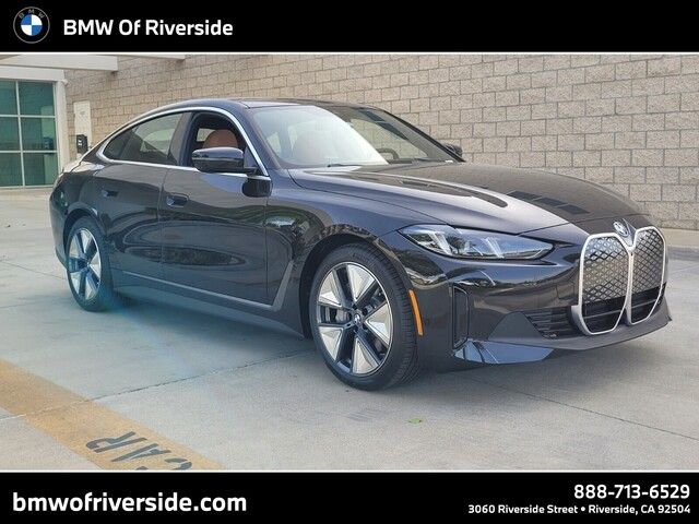 2025 BMW i4 eDrive40