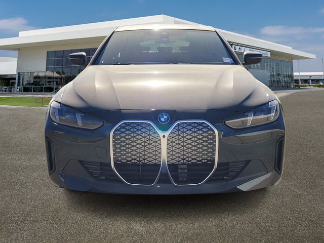 2025 BMW i4 eDrive40