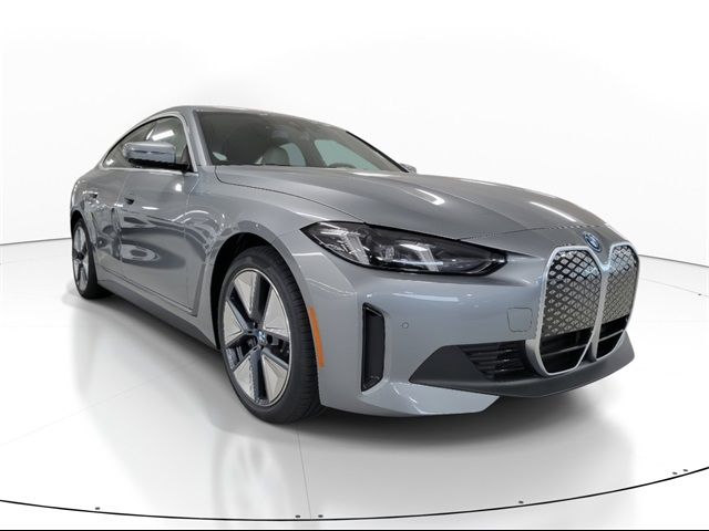 2025 BMW i4 eDrive40