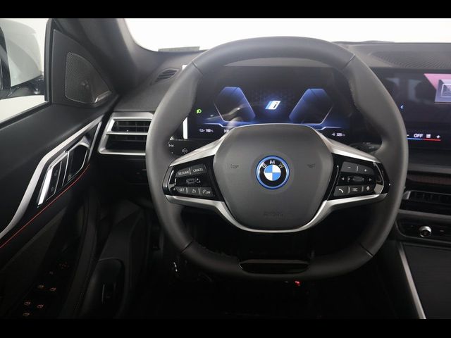 2025 BMW i4 eDrive40