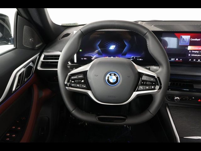 2025 BMW i4 eDrive40