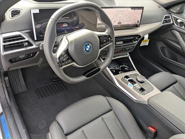 2025 BMW i4 eDrive40