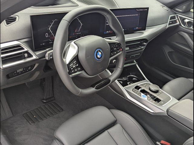 2025 BMW i4 eDrive40