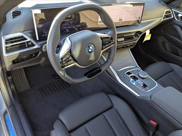 2025 BMW i4 eDrive40