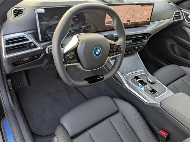 2025 BMW i4 eDrive40