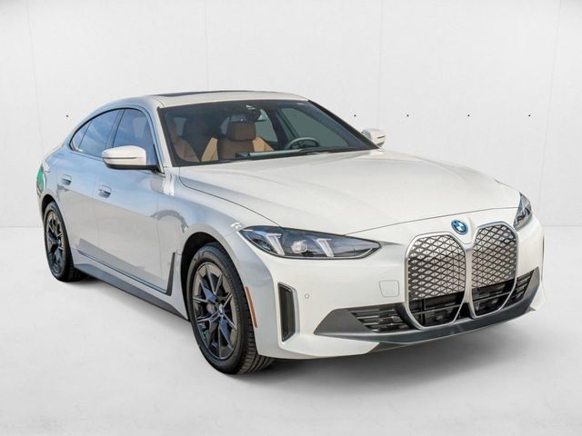 2025 BMW i4 eDrive40