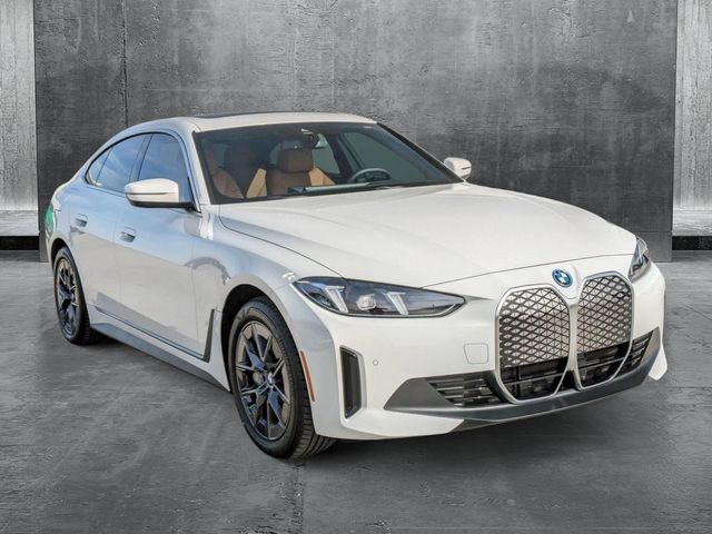 2025 BMW i4 eDrive40