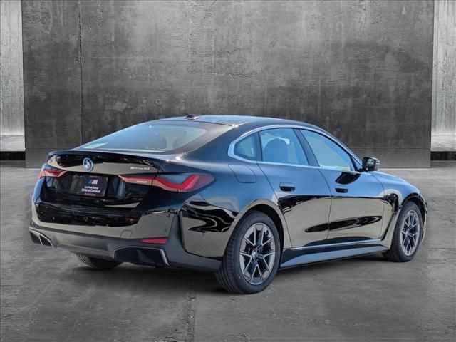 2025 BMW i4 eDrive40